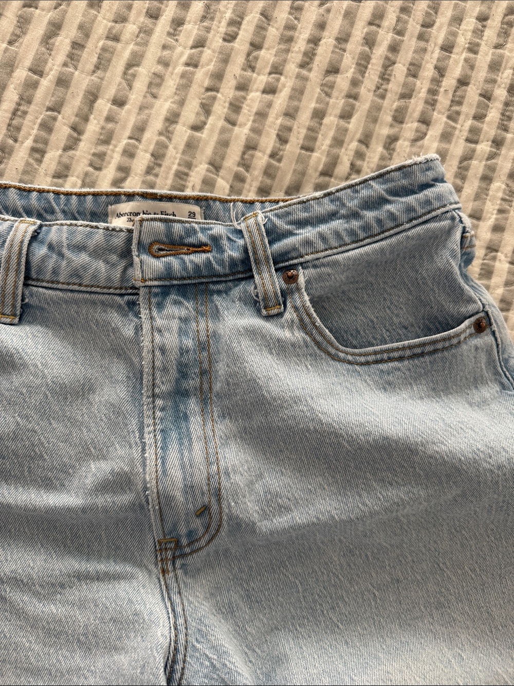A&F Dad Shorts - Picture 4 of 8